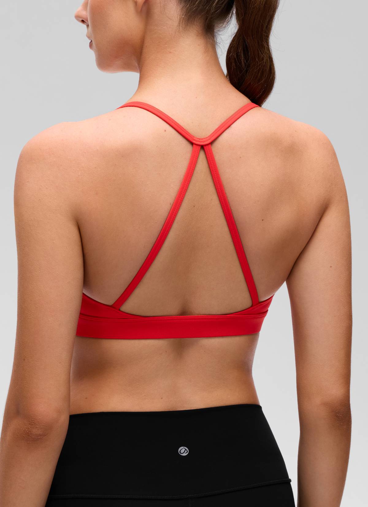 CRZ YOGA Women's Butterluxe Yoga Scoop Neck Cross Back Sports Bra Deep Red @model_info:Gelya
