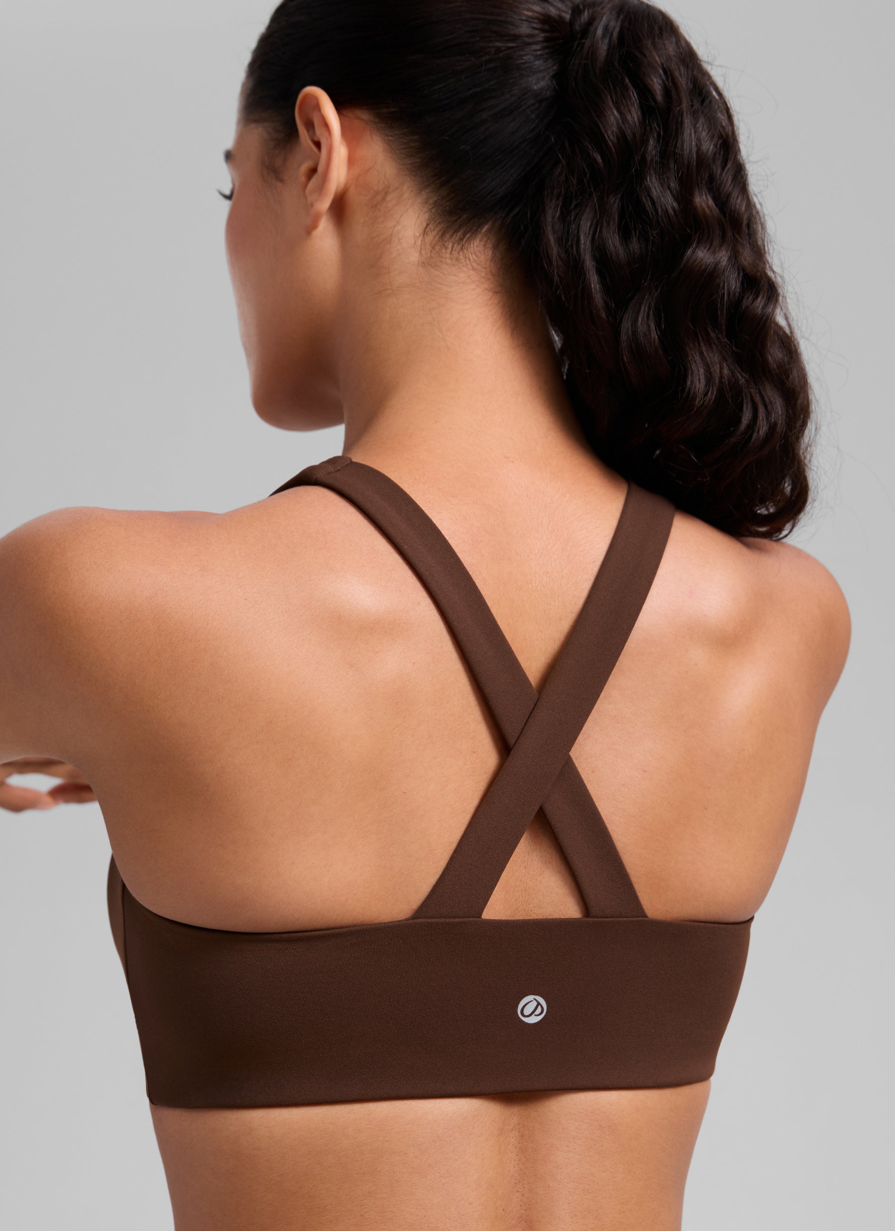 CRZ YOGA Women's SculptAir Training Cross Back Sports Bra Lava Brown @model_info:C