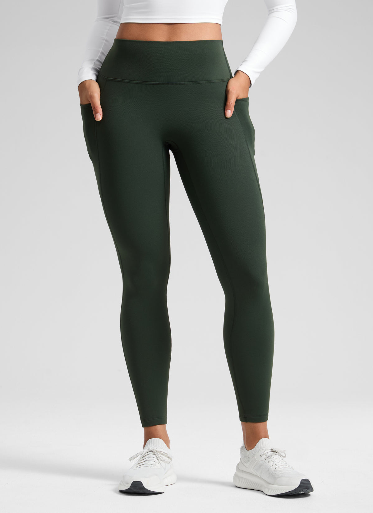 CRZ YOGA Women's Matte Thermal Fleece Lined Winter Pocket Legging 25'' Legend Green @model_info:F