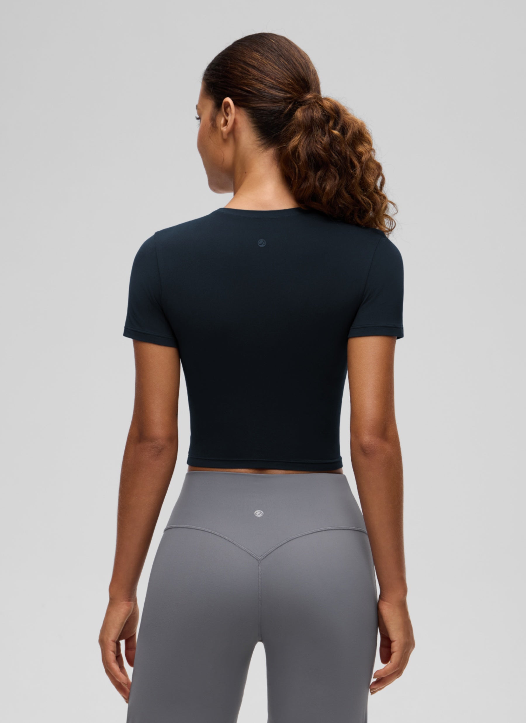 CRZ YOGA Women's Softembrace Casual Crewneck Crop Short Sleeve True Navy @model_info:J