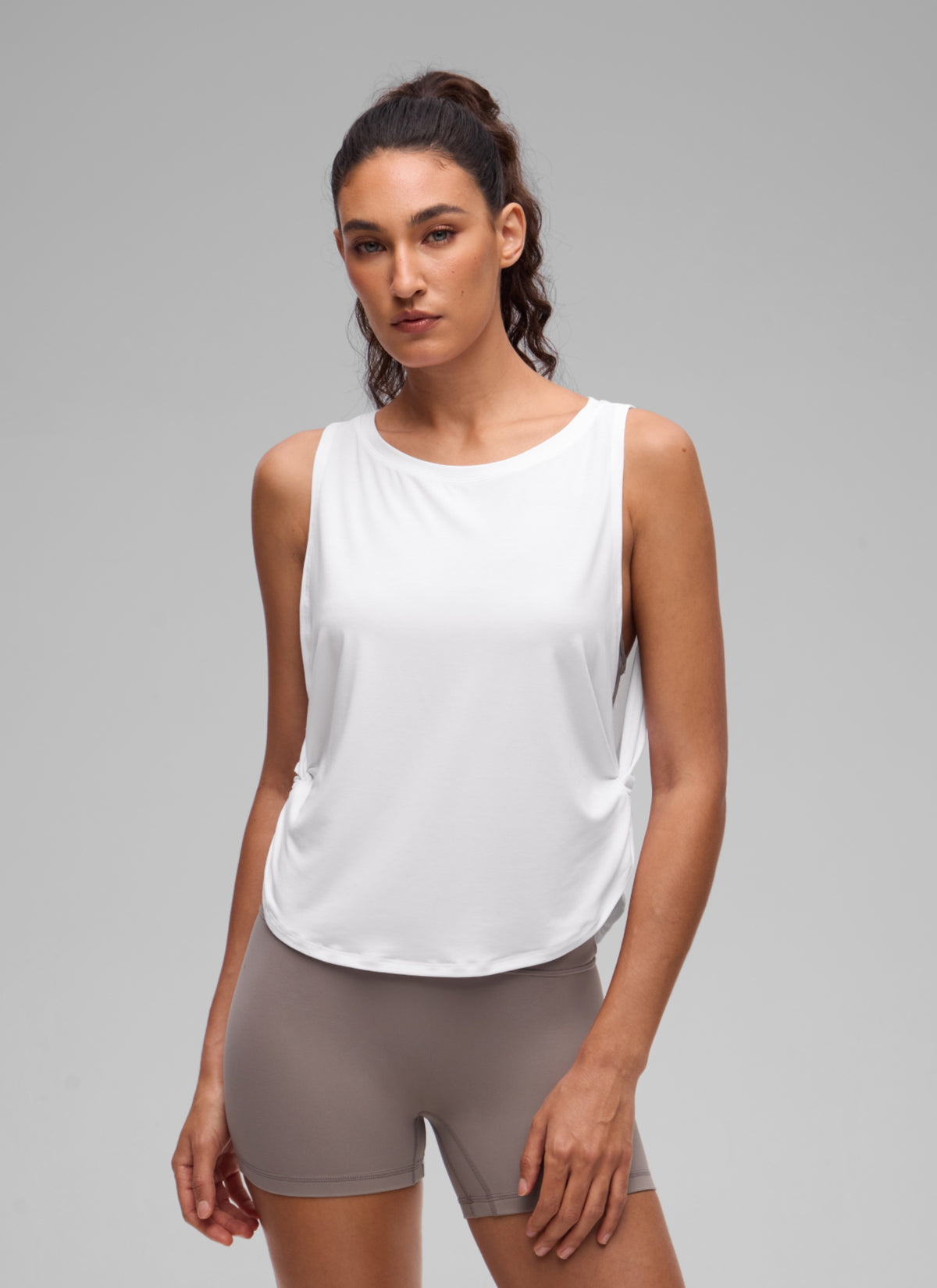 CRZ YOGA Women's Workout Quick Dry Crewneck Waist Length Relaxed Fit Tank White @model_info:V